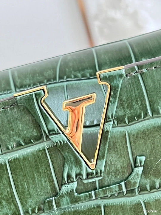 LOUIS CAPUCINES BB VUITTON 0727
